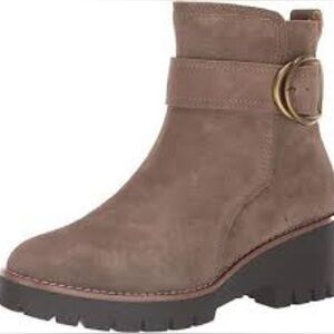B1 Blondo Dagger Boots